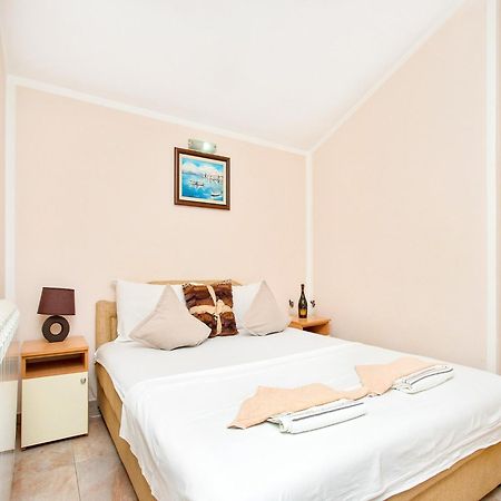 Apartments Mik5 - Famous Beach Jaz Будва Экстерьер фото