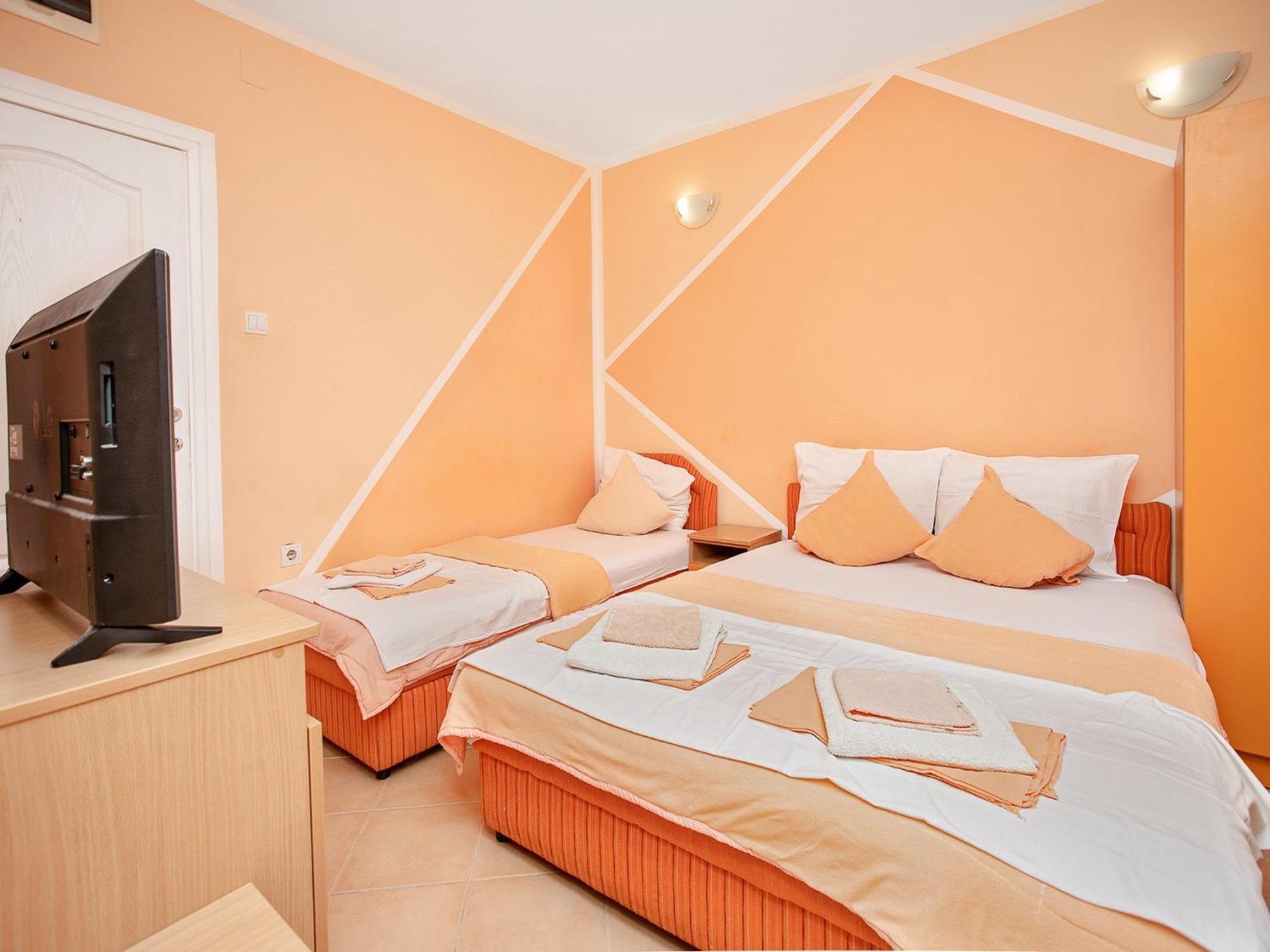 Apartments Mik5 - Famous Beach Jaz Будва Номер фото